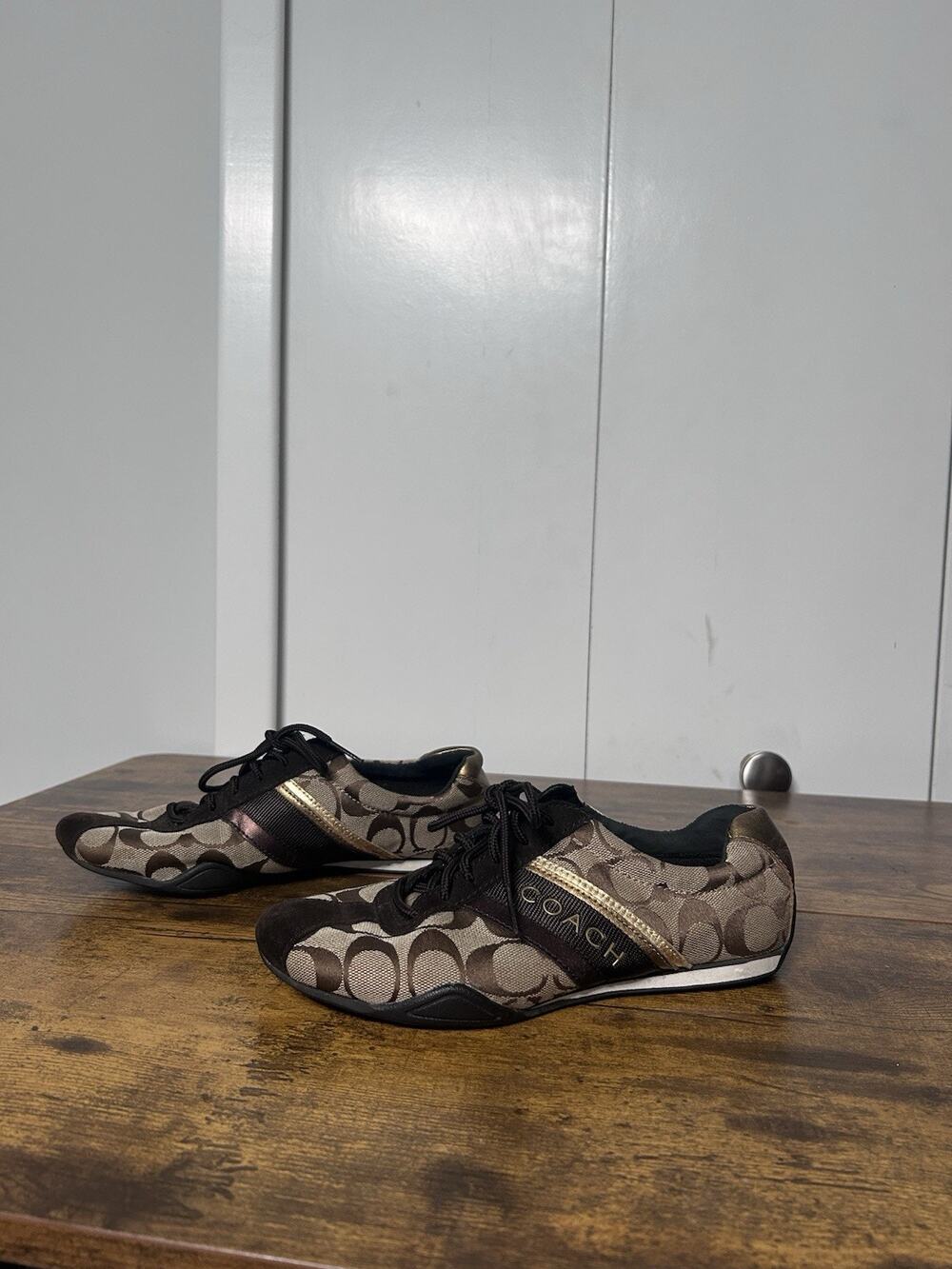 Coach Jayme Signature C Canvas Tennis Shoes Sneakers Q582 Size 5 1/2M Brown/Gold